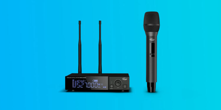 «Октава» намерена продавать цифровую вокальную радиосистему OWS-U1200H в Европе, США, Канаде и Индии