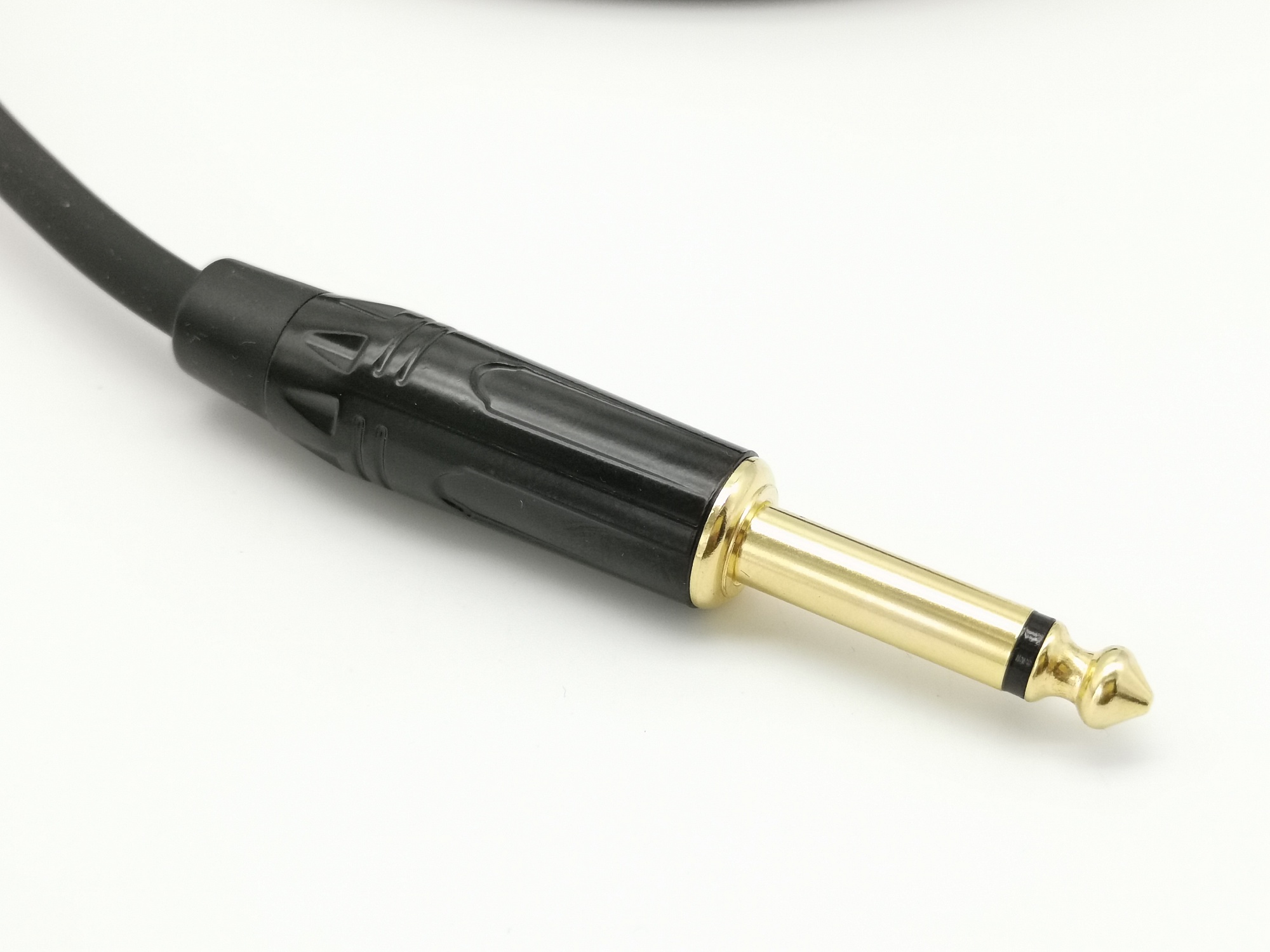 Картинка Инструментальный кабель Zzcable E15-JR-J-0400-0 - лучшая цена, доставка по России. Фото N3