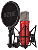 Картинка NT1 Signature Red - студийный микрофон, цвет красный, от компании Rode Rode NT1 Signature Red - лучшая цена, доставка по России